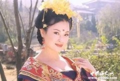 千年古墓发现一口神秘棺材只刻四个字无人敢